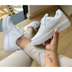 Tênis Feminino Air Force I Triple White - Caminhadas - Passeios - Academias - Dia a Dia